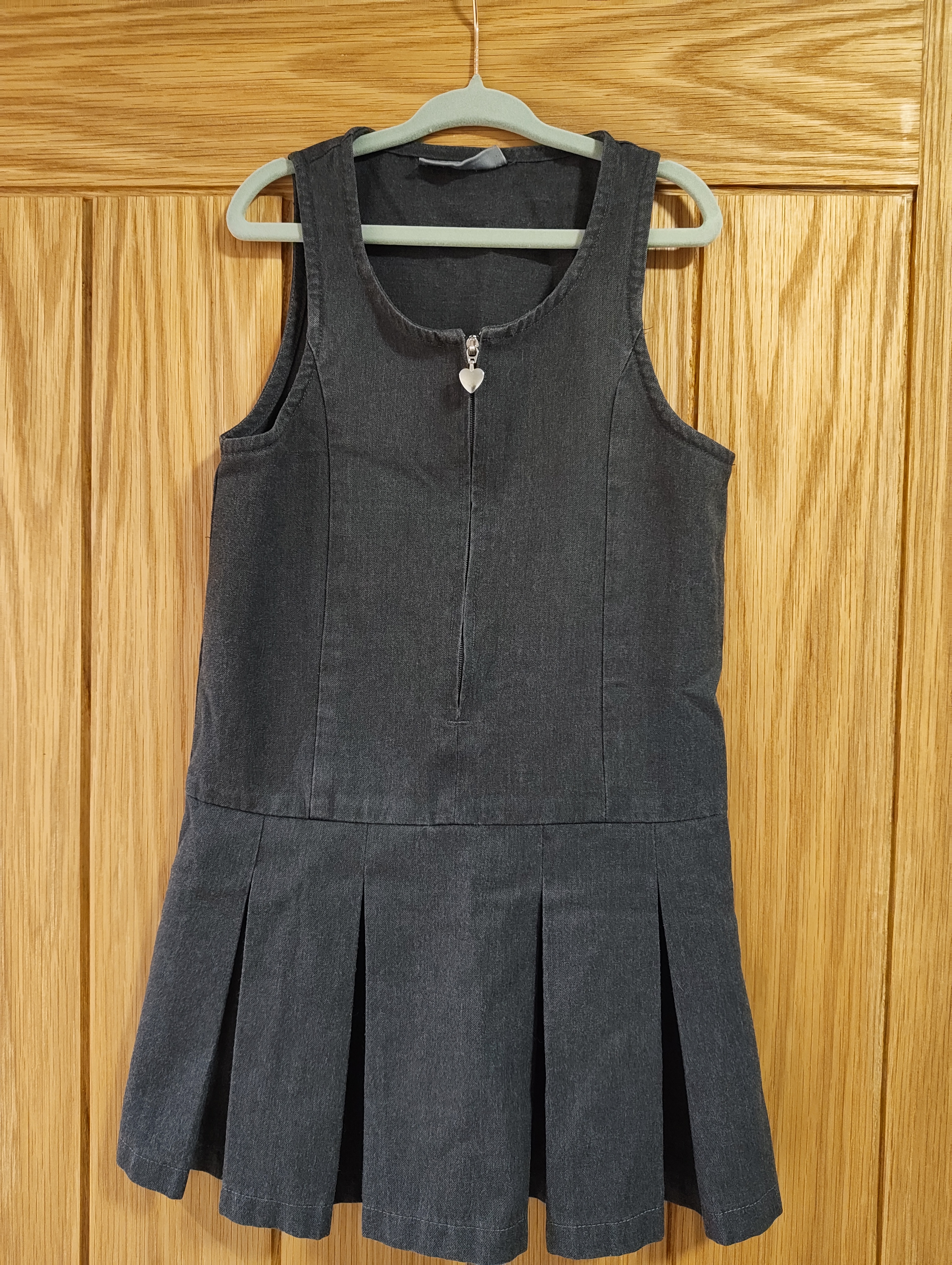 Pinafore Type B, age 6-7