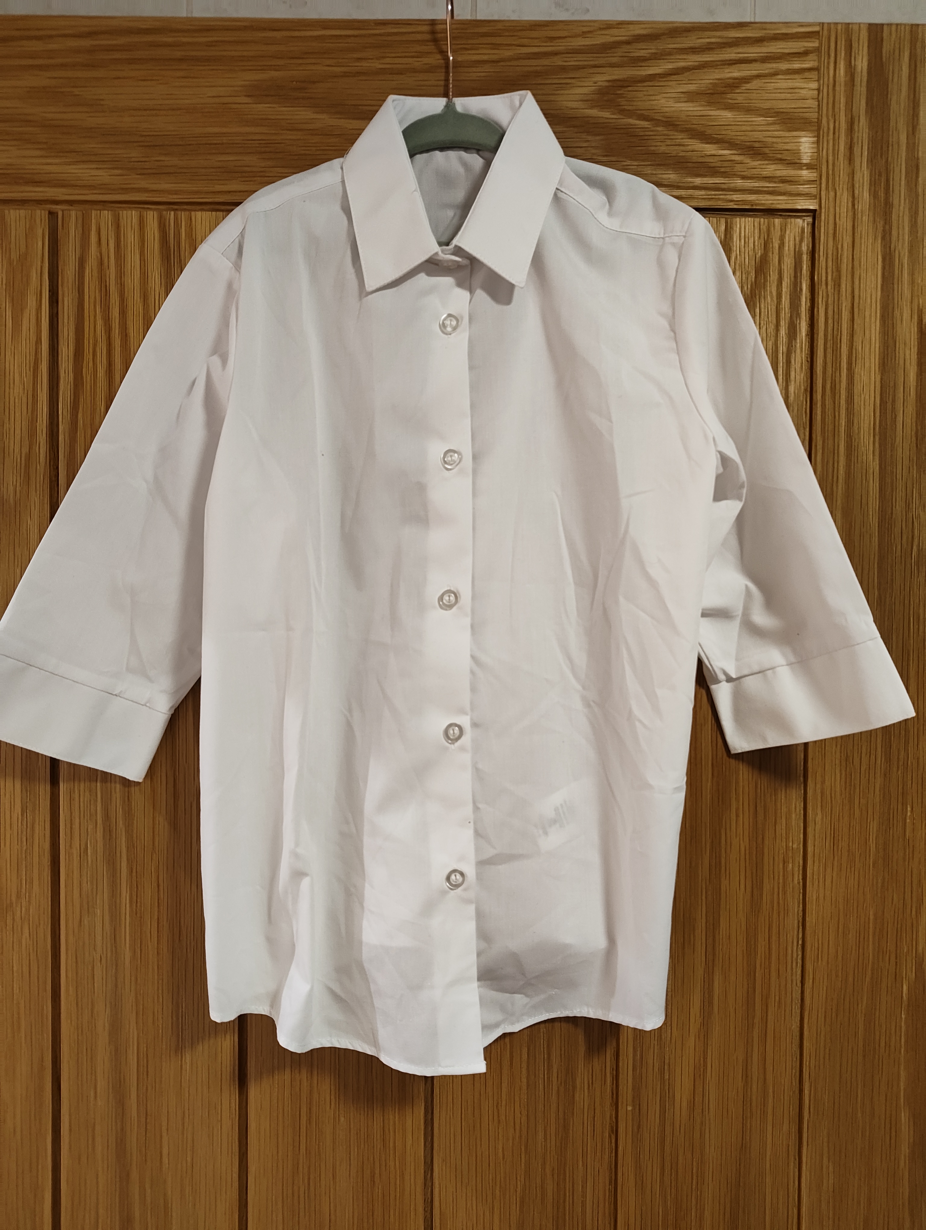 Girls White 3/4 Shirt, age 8-9
